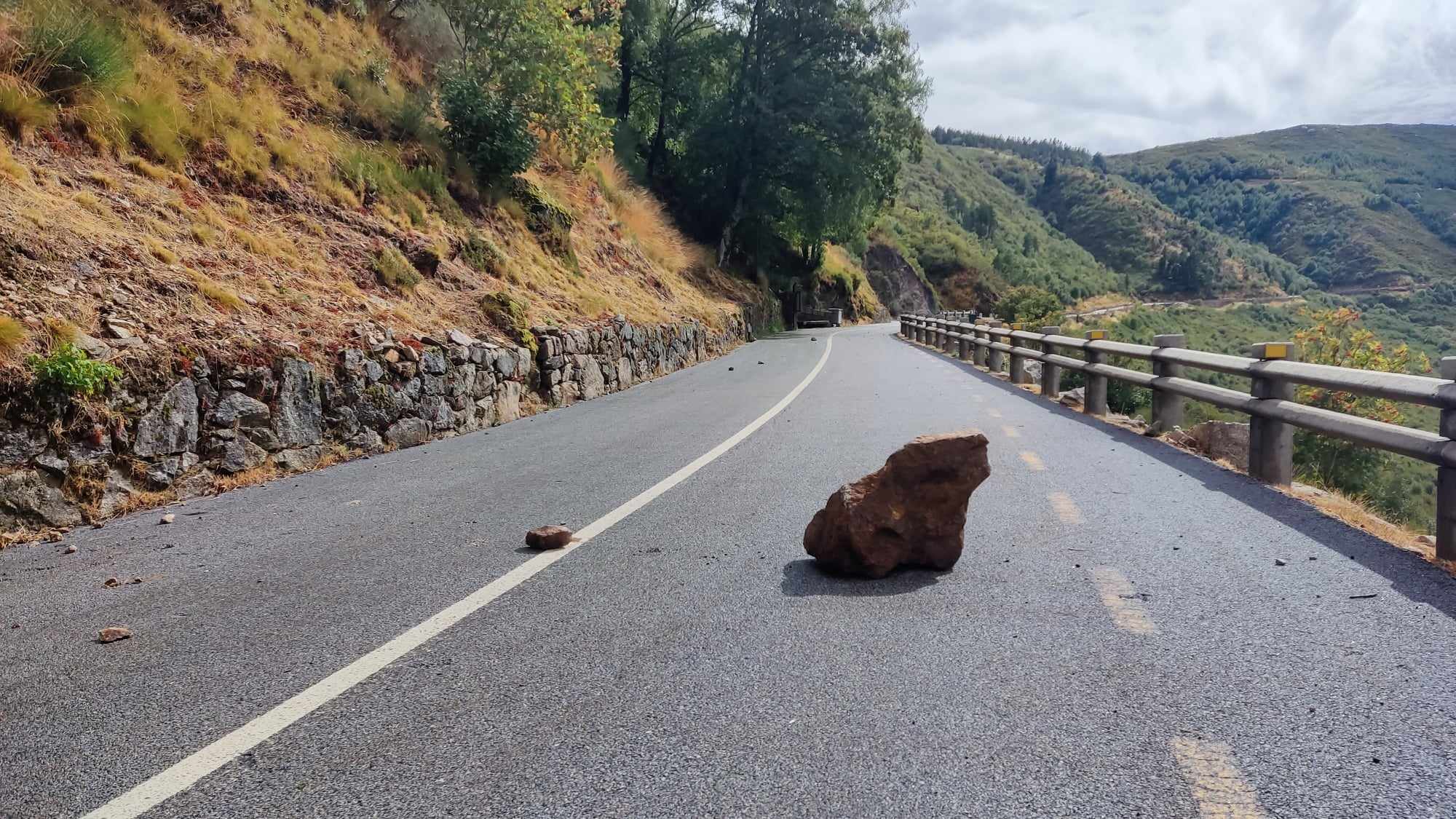 Autarca espera que estrada reabra esta semana em Manteigas - Jornal  Notícias da Covilhã