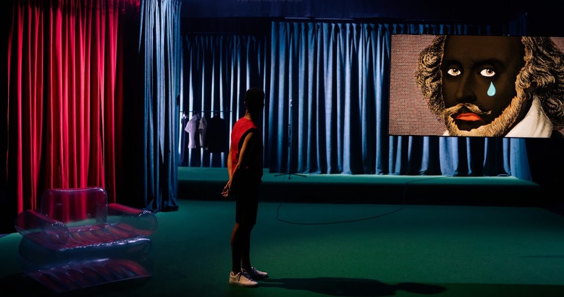 Marco Mendonça apresenta Blackface no Teatro do Bairro Alto. Alkantara, Novembro 2023