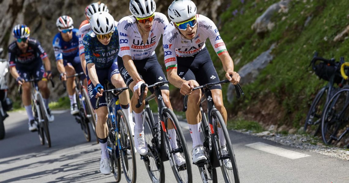 Tour de France 2024 - 111th Edition - 4th stage Pinerolo - Valloire 139,6 km - 02/07/2024 - Joao Almeida (POR - UAE Team Emirates) - Juan Ayuso (ESP - UAE Team Emirates) - photo POOL Jan De Meuleneir/SprintCyclingAgency�2024